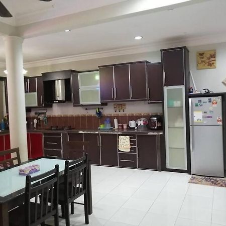 Sri Wang Homestay @ Arau Esterno foto