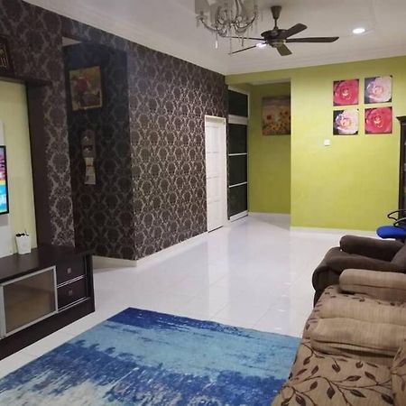 Sri Wang Homestay @ Arau Esterno foto